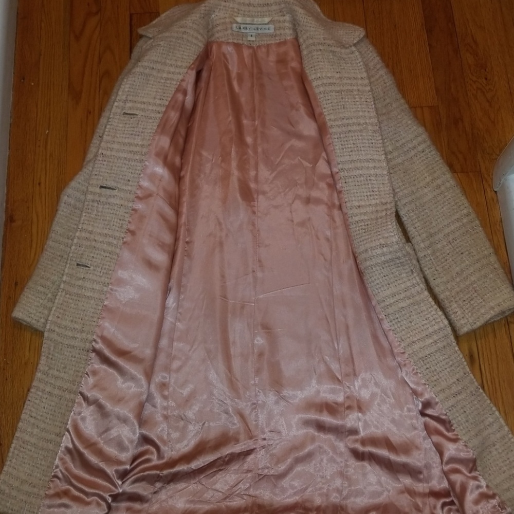 Larry Levine Tweed Coat - Picture 5 of 8